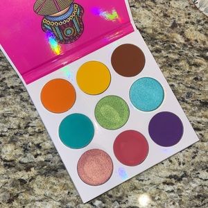 Juvias place Zulu palette